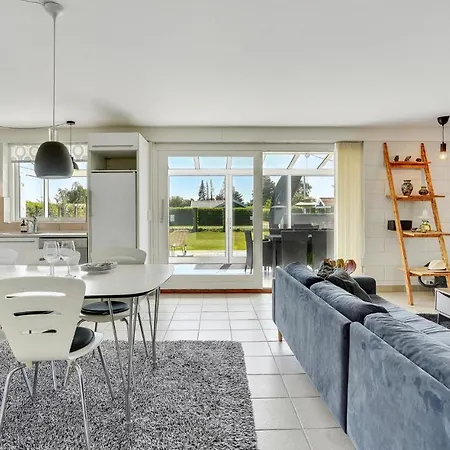 Дом отдыха Stunning In With Wifi